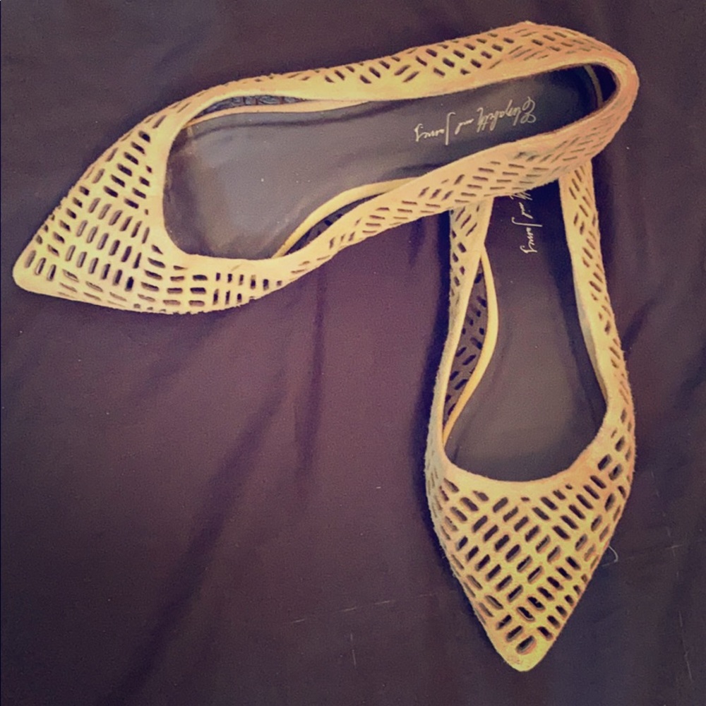 Elizabeth & James yellow suede flats